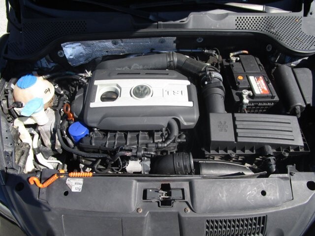 2012 Volkswagen Beetle in Tampa, FL 33604-6914 - 2384921 15