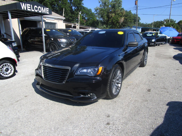 2013 Chrysler 300 in Tampa, FL 33604-6914 - 2384923 33
