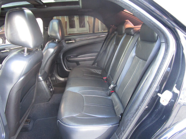 2013 Chrysler 300 in Tampa, FL 33604-6914 - 2384923 12