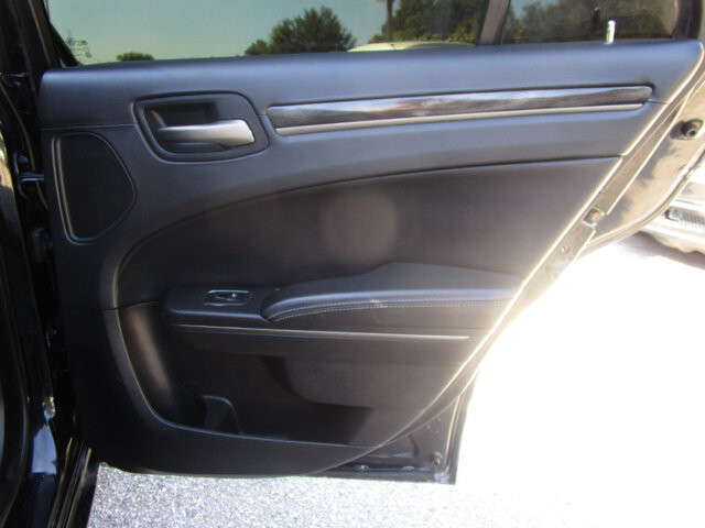 2013 Chrysler 300 in Tampa, FL 33604-6914 - 2384923 52