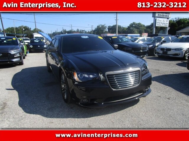 2013 Chrysler 300 in Tampa, FL 33604-6914 - 2384923 32