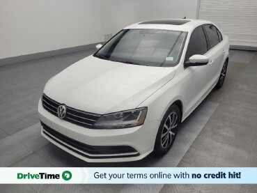 2017 Volkswagen Jetta in Hialeah, FL 33014