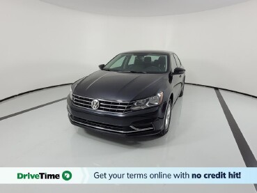 2018 Volkswagen Passat in Birmingham, AL 35215