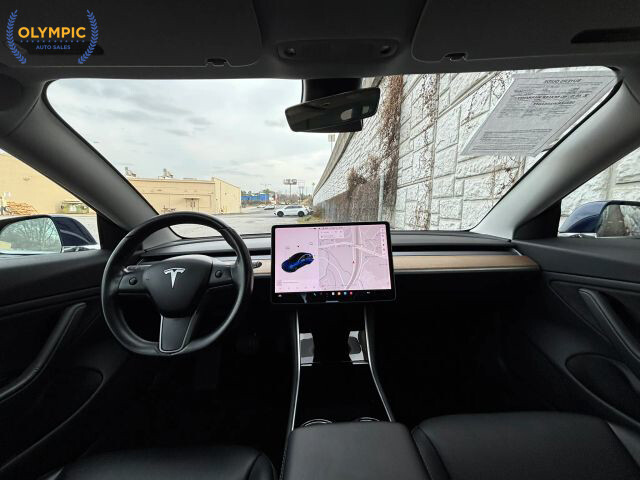 2018 Tesla Model 3 in Decatur, GA 30032 - 2386111 18