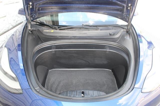 2018 Tesla Model 3 in Decatur, GA 30032 - 2386111 106