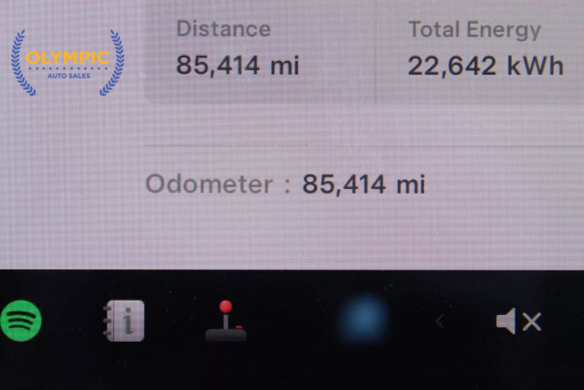 2018 Tesla Model 3 in Decatur, GA 30032 - 2386111 63