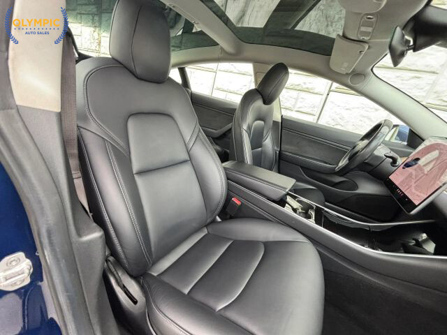 2018 Tesla Model 3 in Decatur, GA 30032 - 2386111 34