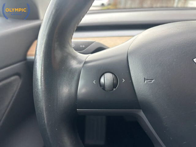 2018 Tesla Model 3 in Decatur, GA 30032 - 2386111 22