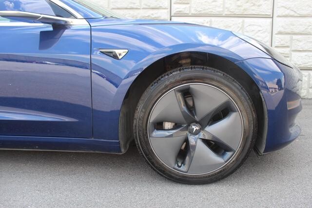 2018 Tesla Model 3 in Decatur, GA 30032 - 2386111 85
