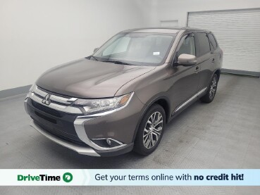 2017 Mitsubishi Outlander in Independence, MO 64055