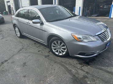 2013 Chrysler 200 in Milwaukee, WI 53221