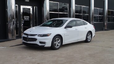 2017 Chevrolet Malibu in Pasadena, TX 77504