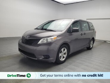 2016 Toyota Sienna in Arlington, TX 76011