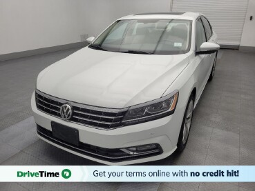 2017 Volkswagen Passat in Sanford, FL 32773