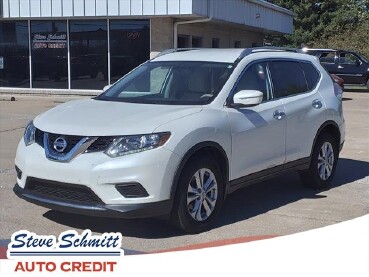 2015 Nissan Rogue in Troy, IL 62294-1376