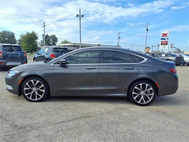 2015 Chrysler 200 in Troy, IL 62294-1376 - 2387995 18