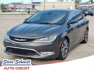 2015 Chrysler 200 in Troy, IL 62294-1376