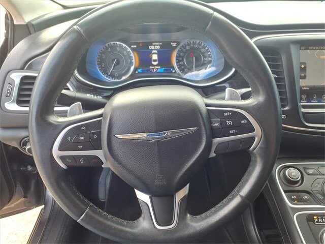 2015 Chrysler 200 in Troy, IL 62294-1376 - 2387995 14