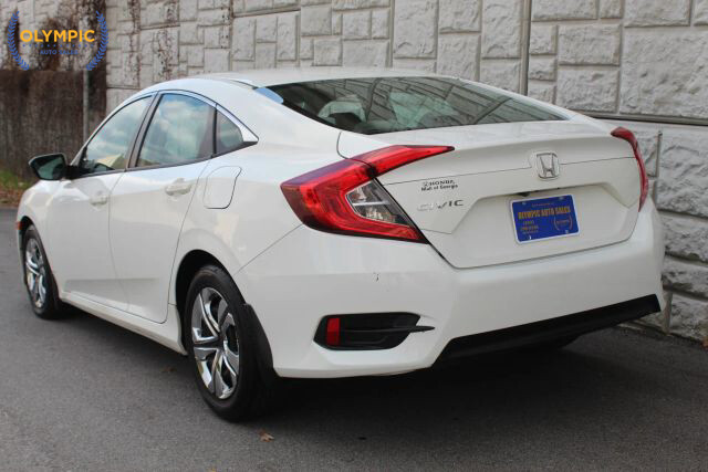 2016 Honda Civic in Decatur, GA 30032 - 2388073 4