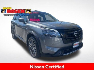 2022 Nissan Pathfinder in Milwaulkee, WI 53221