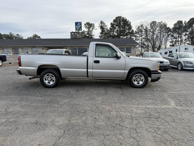 2004 Chevrolet Silverado 1500 in Hickory, NC 28602-5144 - 2388389 4