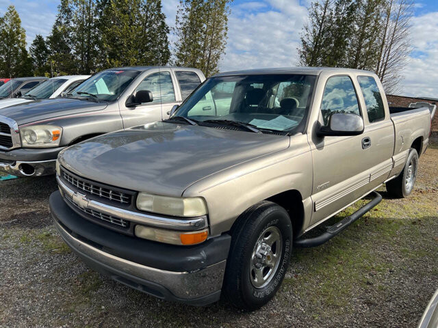 2000 Chevrolet Silverado 1500 in Hickory, NC 28602-5144 - 2388393 12