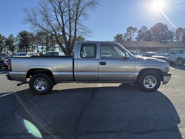 2000 Chevrolet Silverado 1500 in Hickory, NC 28602-5144 - 2388393 6