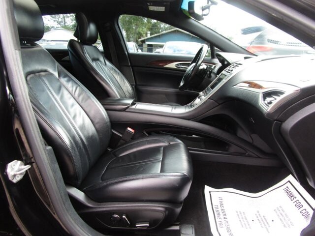 2017 Lincoln MKZ in Tampa, FL 33604-6914 - 2389433 8