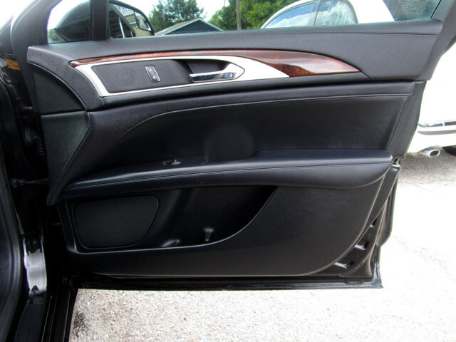 2017 Lincoln MKZ in Tampa, FL 33604-6914 - 2389433 17