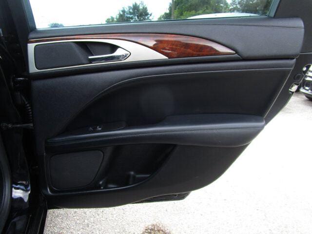 2017 Lincoln MKZ in Tampa, FL 33604-6914 - 2389433 48