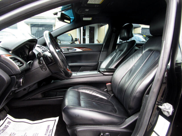 2017 Lincoln MKZ in Tampa, FL 33604-6914 - 2389433 9