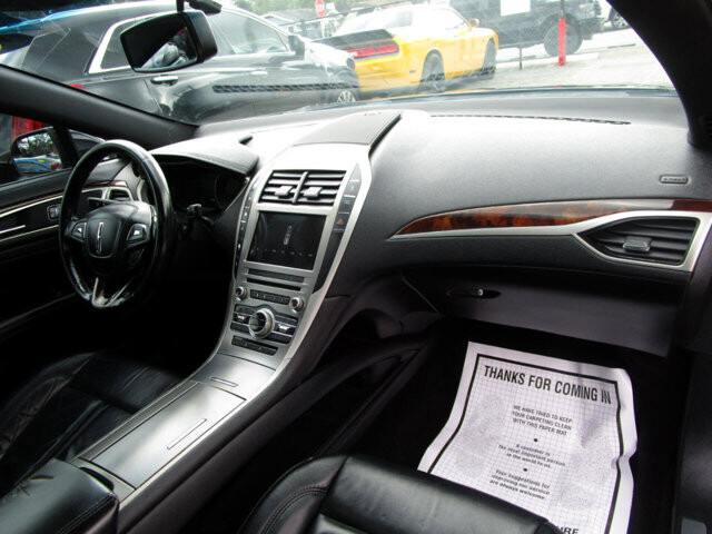 2017 Lincoln MKZ in Tampa, FL 33604-6914 - 2389433 12