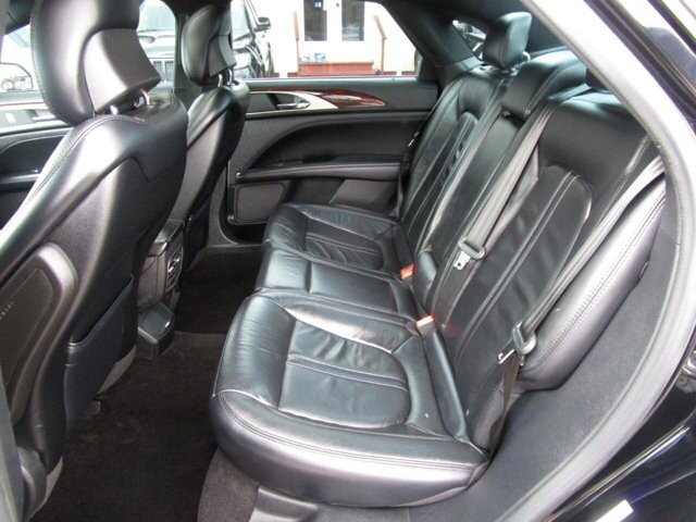 2017 Lincoln MKZ in Tampa, FL 33604-6914 - 2389433 11