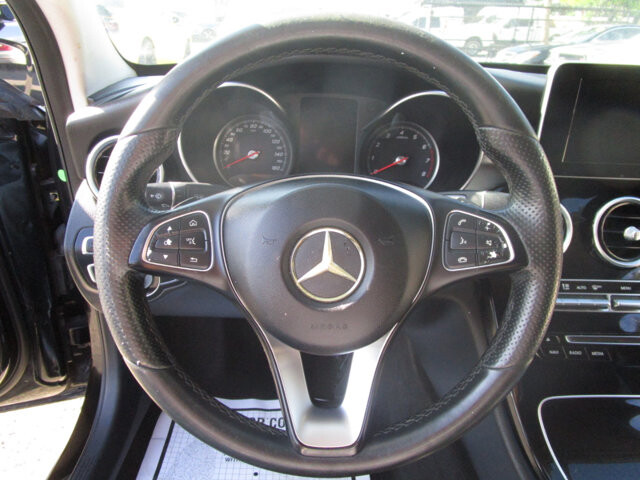 2015 Mercedes-Benz C 300 in Tampa, FL 33604-6914 - 2389434 33
