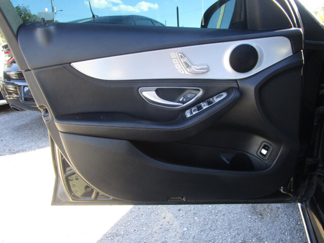 2015 Mercedes-Benz C 300 in Tampa, FL 33604-6914 - 2389434 15