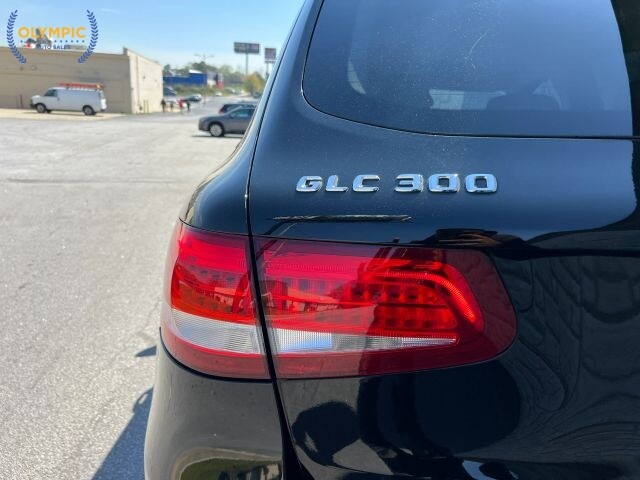 2016 Mercedes-Benz GLC 300 in Decatur, GA 30032 - 2389479 11