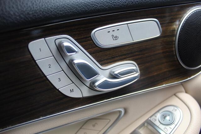 2016 Mercedes-Benz GLC 300 in Decatur, GA 30032 - 2389479 39