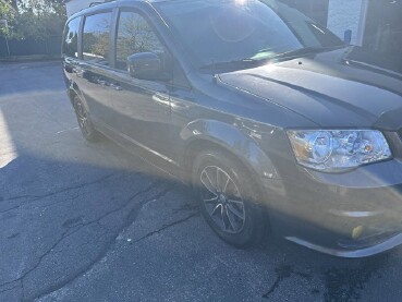 2018 Dodge Grand Caravan in Milwaukee, WI 53221