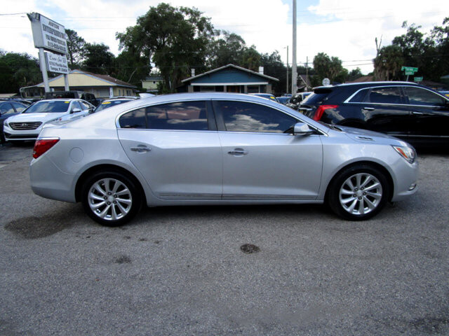 2016 Buick LaCrosse in Tampa, FL 33604-6914 - 2390045 27