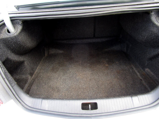 2016 Buick LaCrosse in Tampa, FL 33604-6914 - 2390045 25