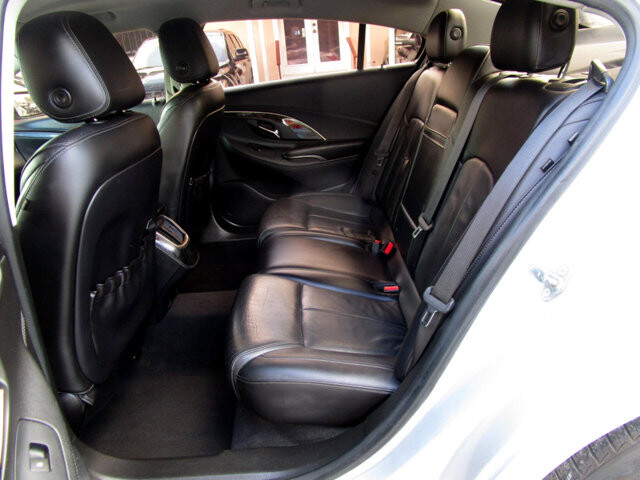 2016 Buick LaCrosse in Tampa, FL 33604-6914 - 2390045 10