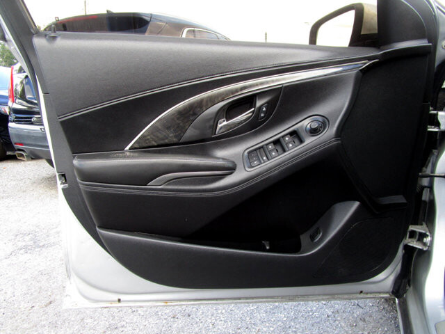 2016 Buick LaCrosse in Tampa, FL 33604-6914 - 2390045 15