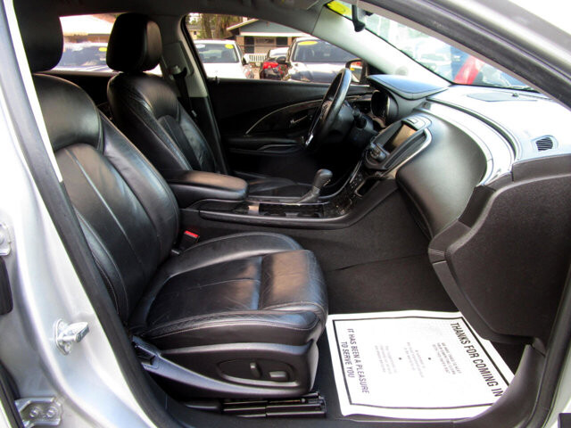 2016 Buick LaCrosse in Tampa, FL 33604-6914 - 2390045 7