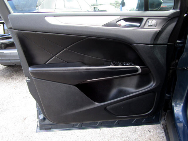 2019 Lincoln MKC in Tampa, FL 33604-6914 - 2390046 15