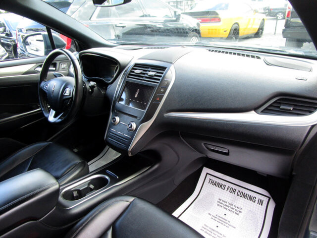 2019 Lincoln MKC in Tampa, FL 33604-6914 - 2390046 12