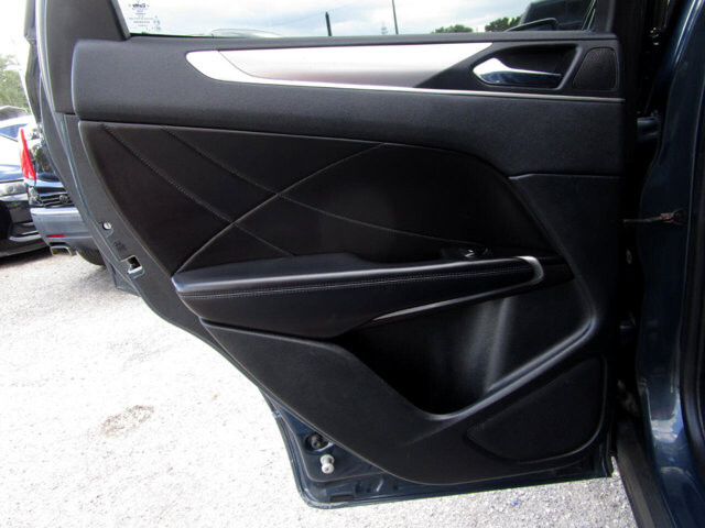 2019 Lincoln MKC in Tampa, FL 33604-6914 - 2390046 17