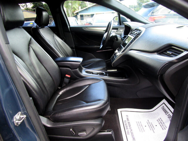 2019 Lincoln MKC in Tampa, FL 33604-6914 - 2390046 30