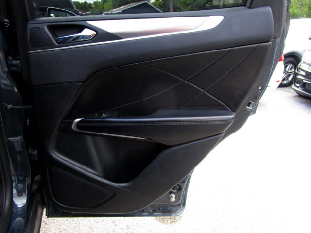 2019 Lincoln MKC in Tampa, FL 33604-6914 - 2390046 18