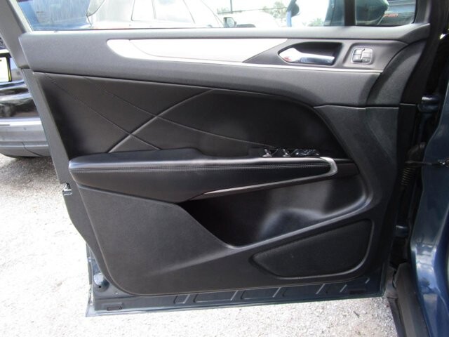 2019 Lincoln MKC in Tampa, FL 33604-6914 - 2390046 15