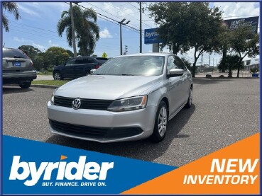 2014 Volkswagen Jetta in Jacksonville, FL 32205